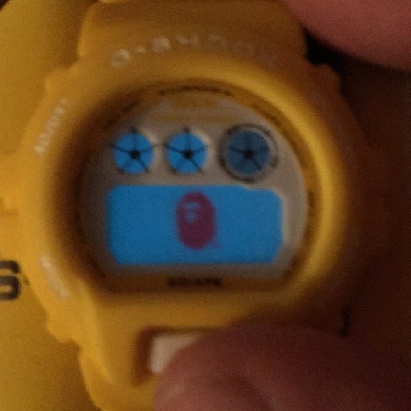 Bape x Casio G-Shock Watch - Picture 2 of 4